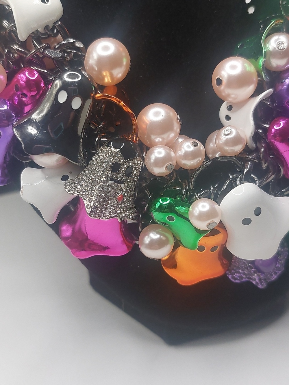 Betsey Johnson Halloween Colorful Ghosts Chunky Bib Statement Necklace - Picture 5 of 16